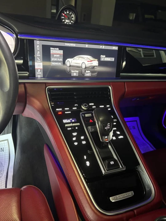 2018 Porsche 971 Panamera - Image 8 of 13