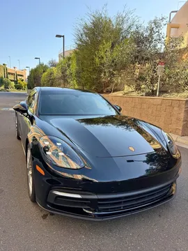 2018 Porsche Panamera Panamera