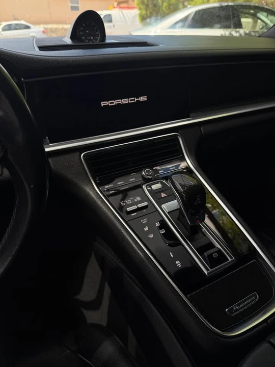 2018 Porsche 971 Panamera - Image 9 of 12