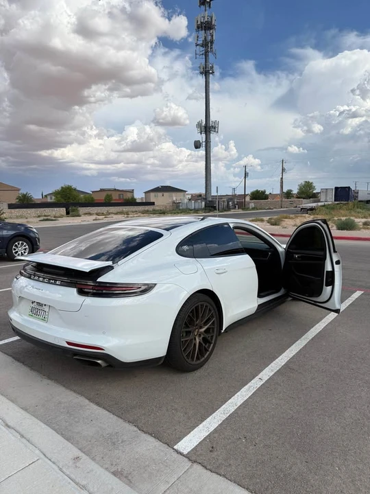2018 Porsche 971 Panamera - Image 5 of 12