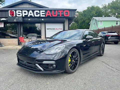 2018 Porsche Panamera Turbo S E-Hybrid Sedan