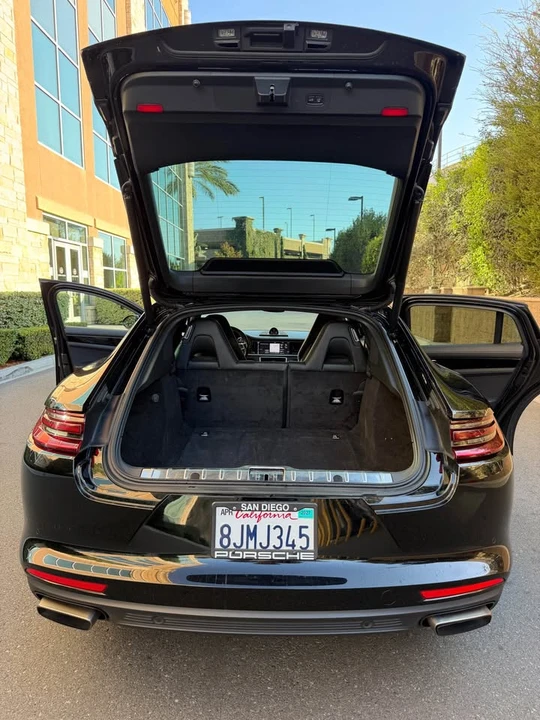 2018 Porsche 971 Panamera - Image 13 of 17