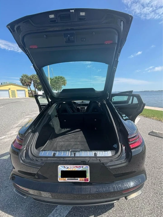 2018 Porsche 971 Panamera - Image 8 of 10