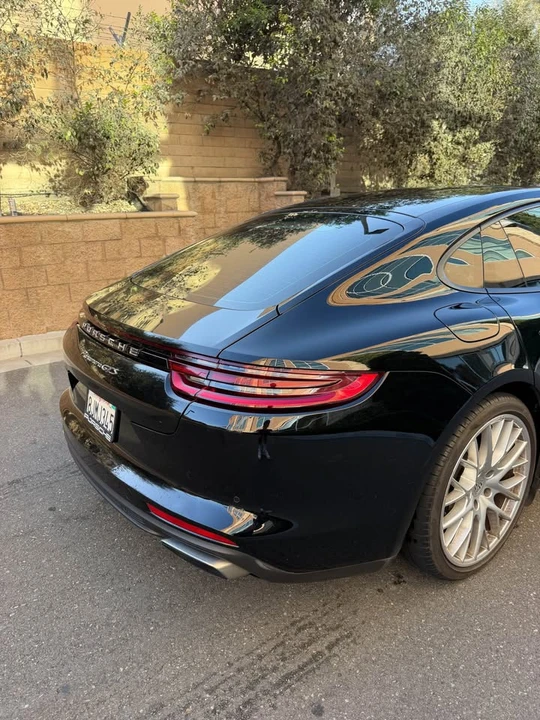 2018 Porsche 971 Panamera - Image 7 of 17