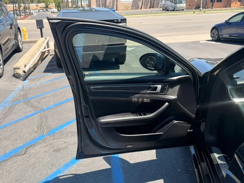 2018 Porsche 971 Panamera - Image 13 of 20