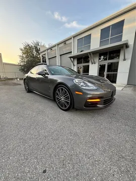 2018 Porsche Panamera 4S
