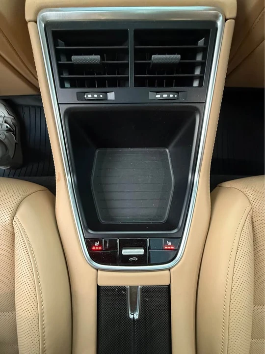 2018 Porsche 971 Panamera - Image 16 of 20