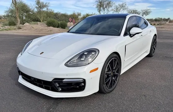 2018 Porsche Panamera Panamera