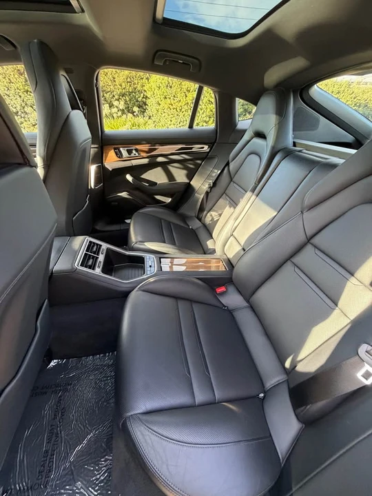 2018 Porsche 971 Panamera - Image 9 of 11