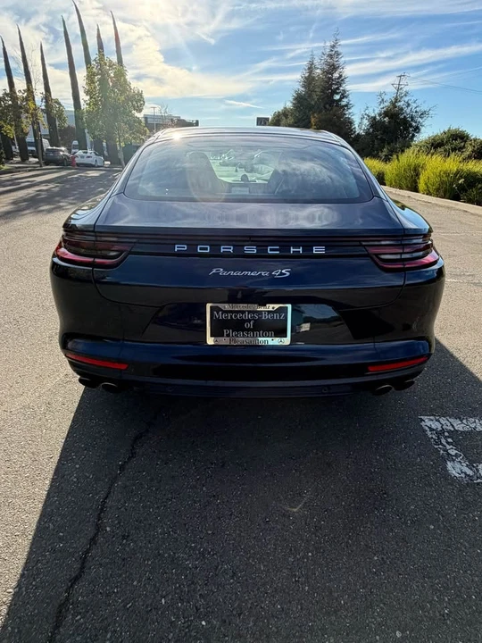 2018 Porsche 971 Panamera - Image 6 of 11