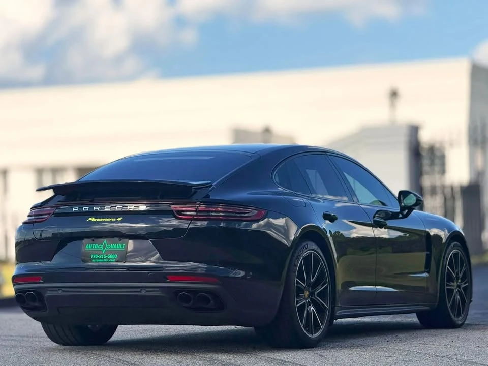 2018 Porsche 971 Panamera - Image 9 of 20