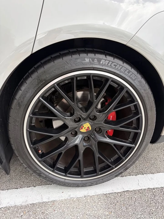2018 Porsche 971 Panamera - Image 13 of 20