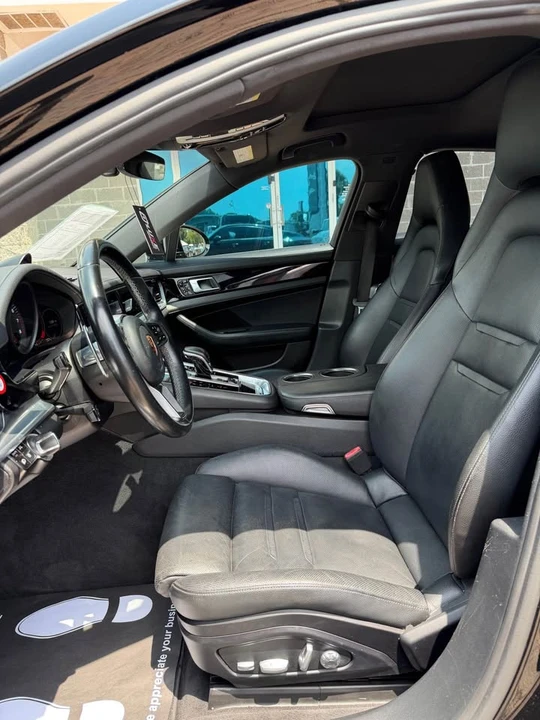 2018 Porsche 971 Panamera - Image 9 of 17