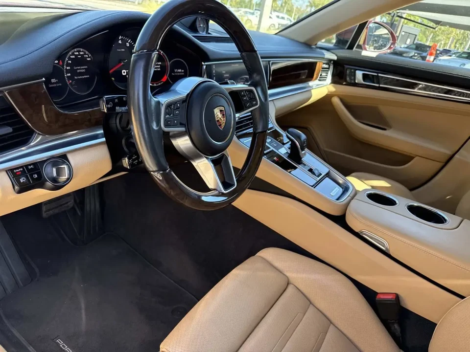 2018 Porsche 971 Panamera - Image 4 of 6