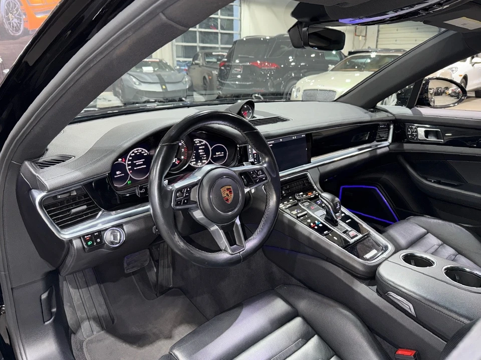 2018 Porsche 971 Panamera - Image 8 of 12