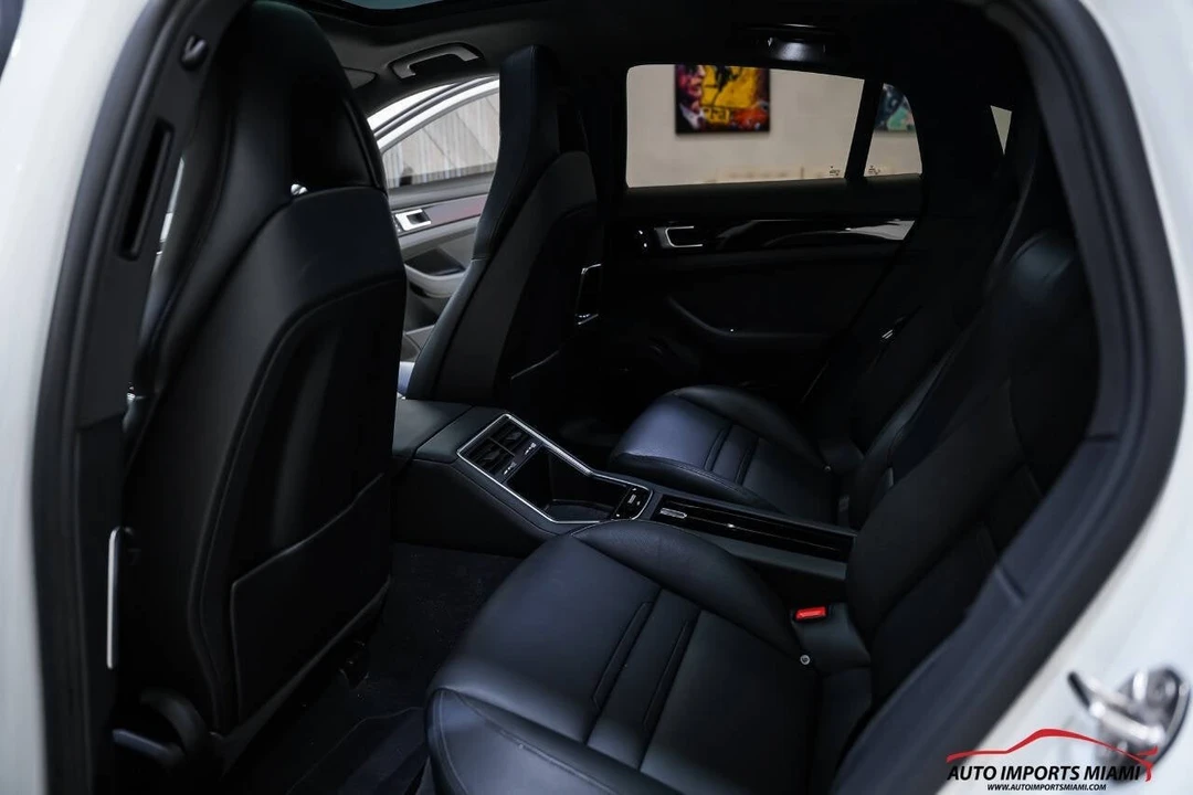 2018 Porsche 971 Panamera - Image 6 of 21