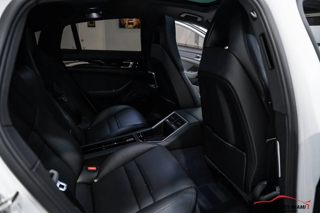 2018 Porsche 971 Panamera - Image 7 of 21