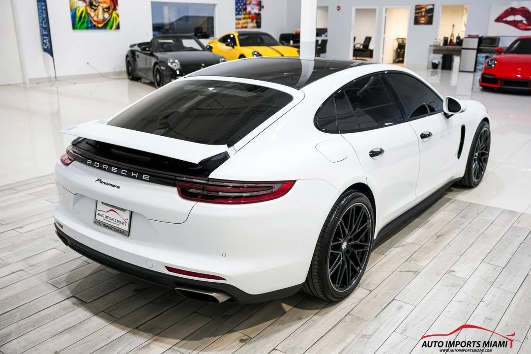 2018 Porsche 971 Panamera - Image 20 of 21