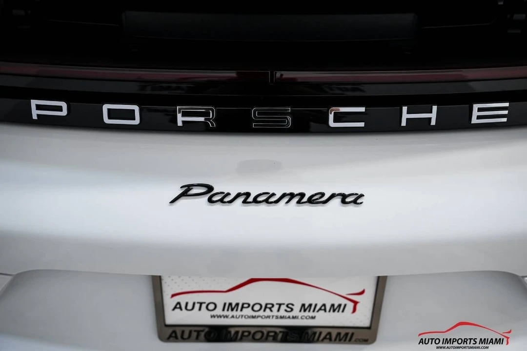 2018 Porsche 971 Panamera - Image 17 of 21