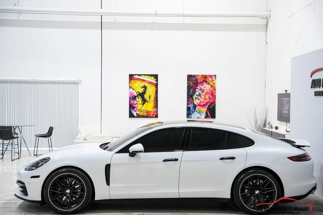 2018 Porsche 971 Panamera - Image 9 of 21
