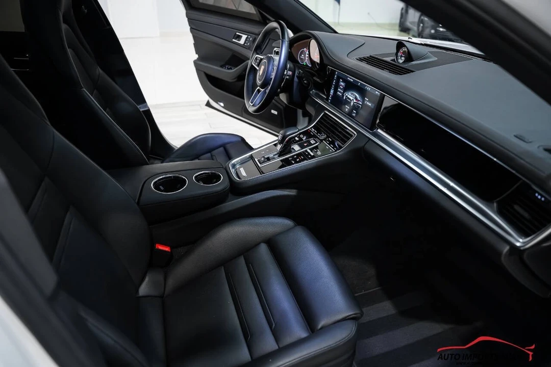 2018 Porsche 971 Panamera - Image 8 of 21