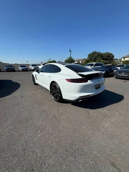 2018 Porsche 971 Panamera - Image 3 of 10