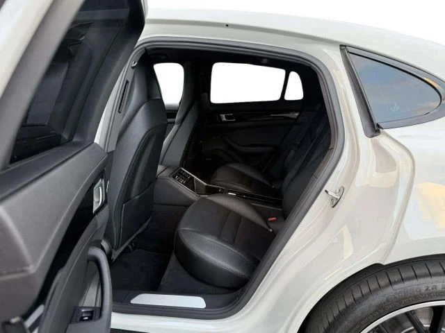 2018 Porsche 971 Panamera - Image 13 of 21