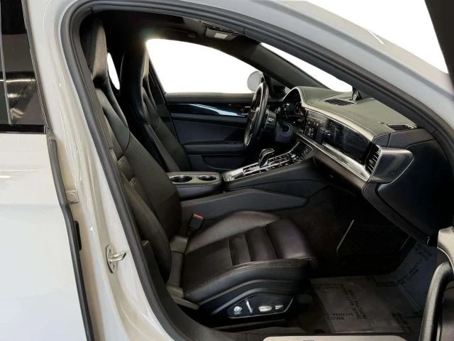 2018 Porsche 971 Panamera - Image 12 of 21