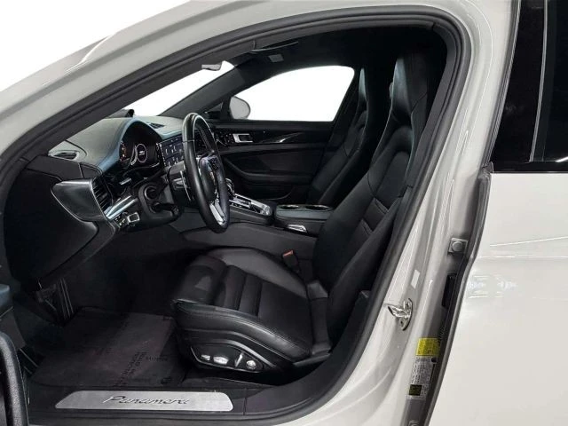 2018 Porsche 971 Panamera - Image 11 of 12