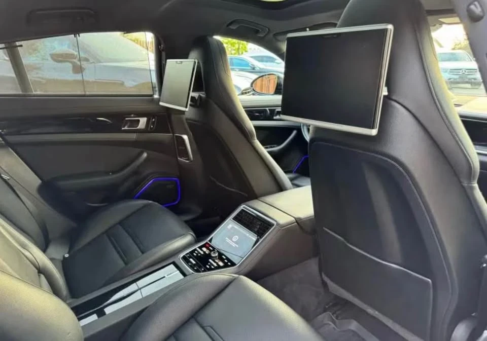 2018 Porsche 971 Panamera - Image 10 of 10
