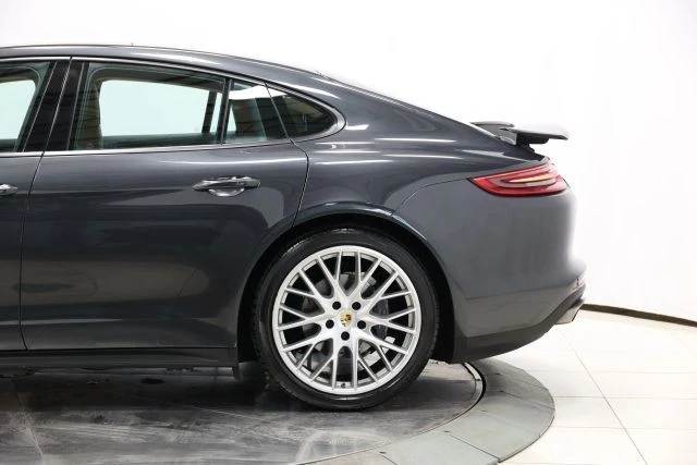 2018 Porsche 971 Panamera - Image 10 of 12