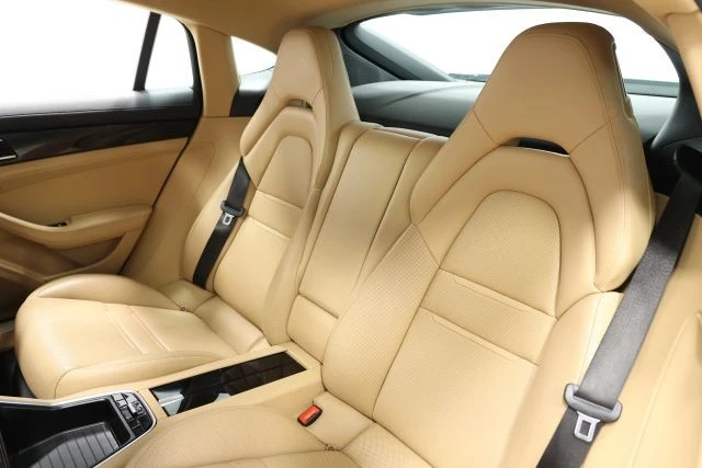 2018 Porsche 971 Panamera - Image 3 of 12