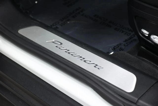 2018 Porsche 971 Panamera - Image 16 of 31
