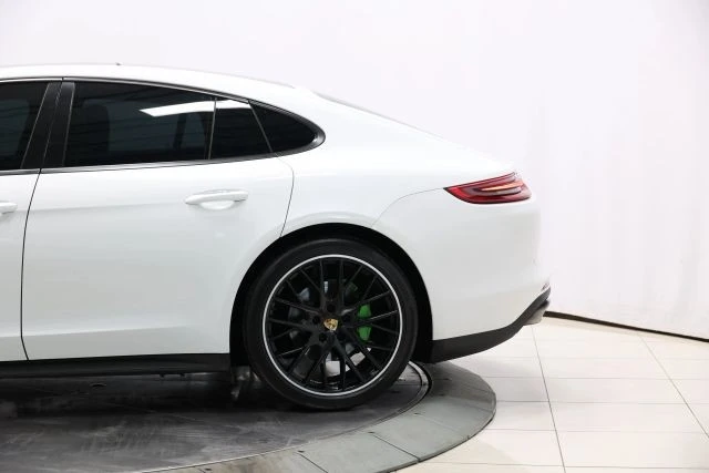 2018 Porsche 971 Panamera - Image 10 of 31