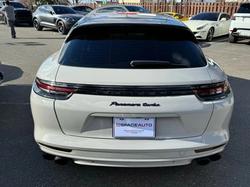 2018 Porsche 971 Panamera - Image 5 of 12