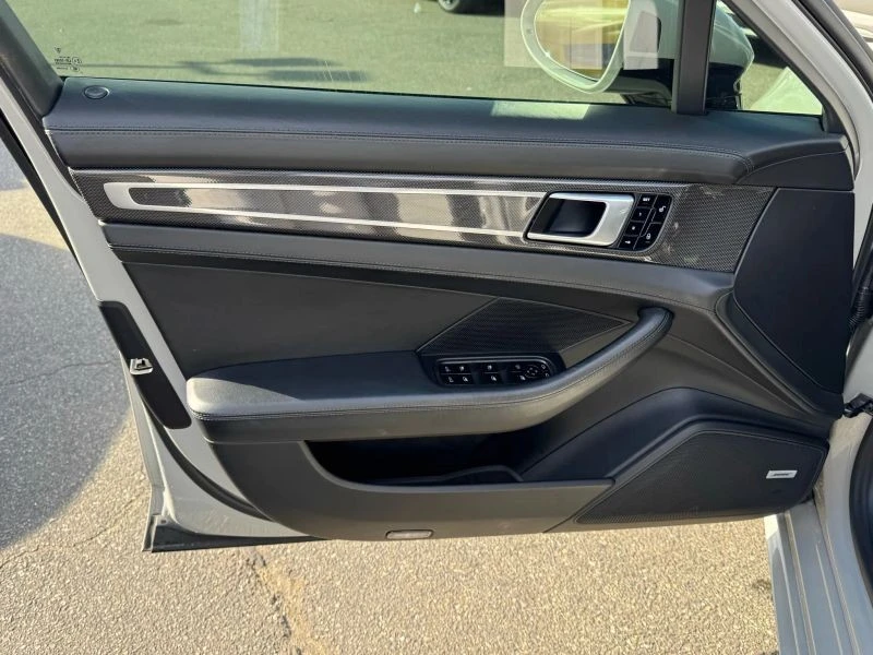 2018 Porsche 971 Panamera - Image 7 of 12