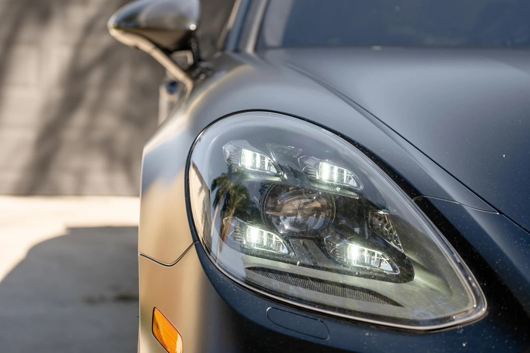 2018 Porsche 971 Panamera Turbo - Image 9 of 31