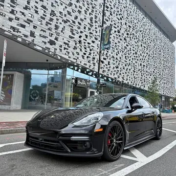 2018 Porsche Panamera Turbo