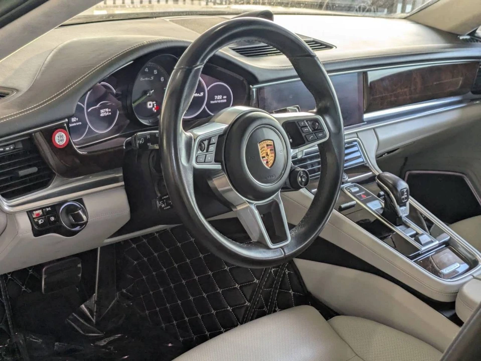 2018 Porsche 971 Panamera Turbo - Image 4 of 5