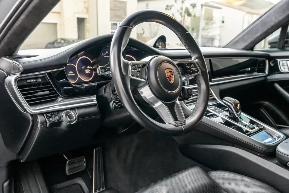 2018 Porsche 971 Panamera Turbo - Image 6 of 9