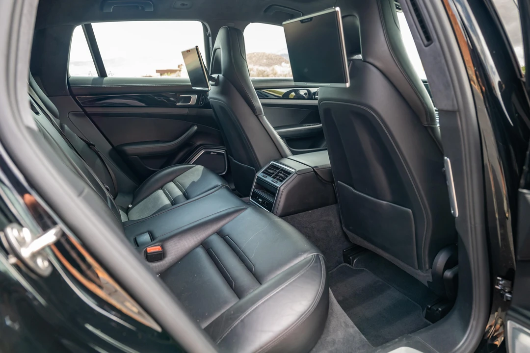 2018 Porsche 971 Panamera Turbo - Image 26 of 31