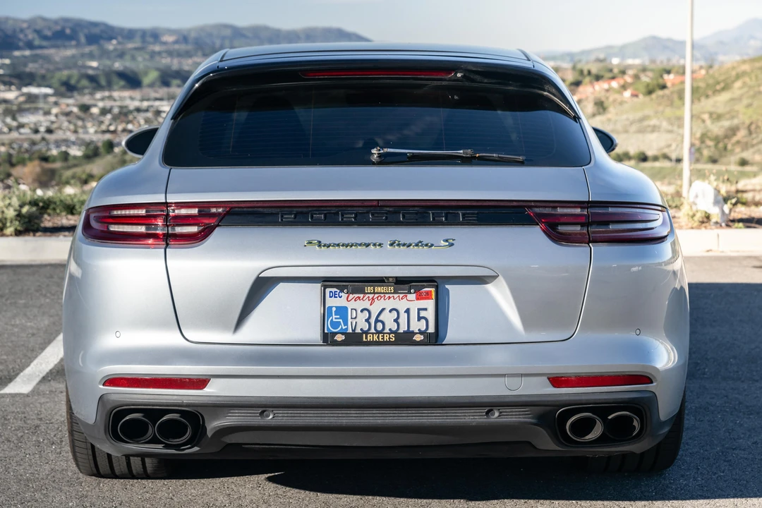 2018 Porsche 971 Panamera Turbo - Image 5 of 31