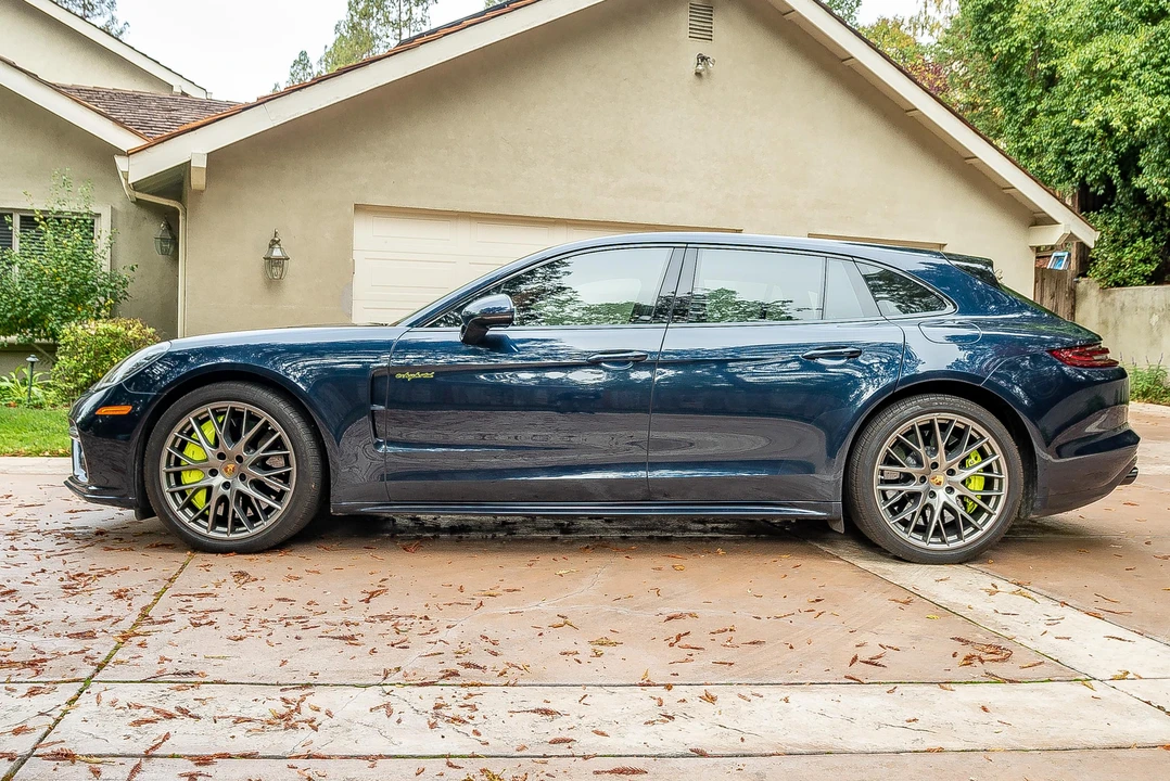 2018 Porsche 971 Panamera Turbo - Image 9 of 30