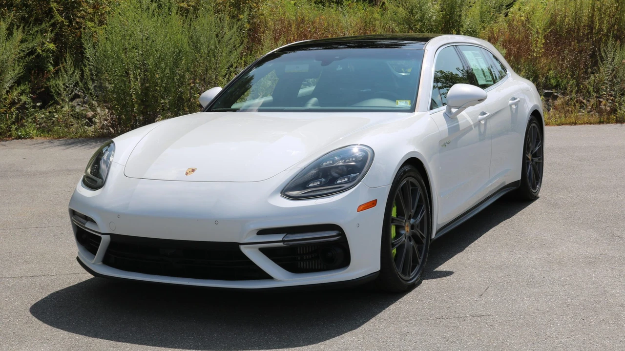 2018 Porsche 971 Panamera Turbo - Image 2 of 31