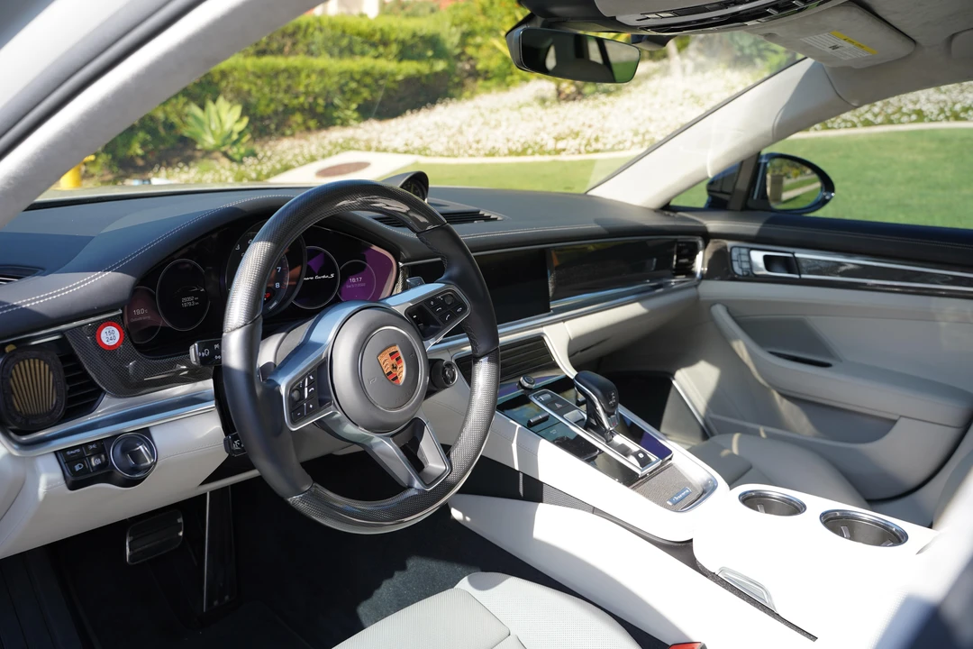 2018 Porsche 971 Panamera Turbo - Image 12 of 13