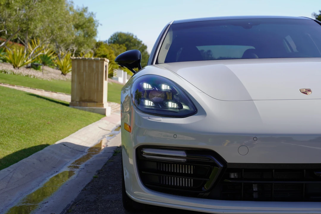 2018 Porsche 971 Panamera Turbo - Image 9 of 13