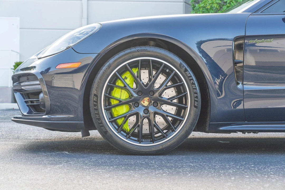 2018 Porsche 971 Panamera Turbo - Image 24 of 31