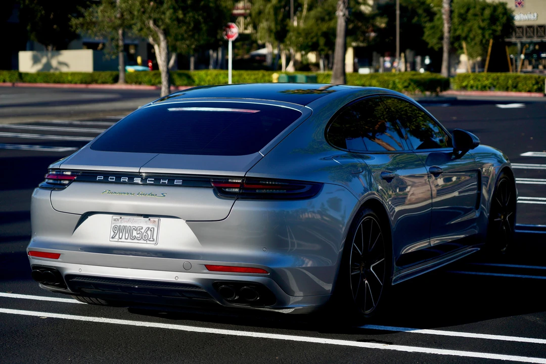 2018 Porsche 971 Panamera Turbo - Image 15 of 31