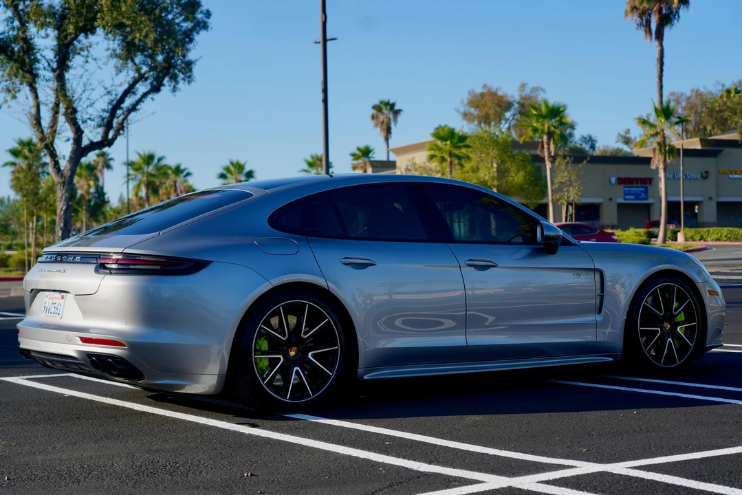 2018 Porsche 971 Panamera Turbo - Image 16 of 31