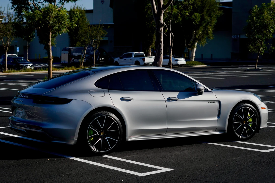 2018 Porsche 971 Panamera Turbo - Image 18 of 31